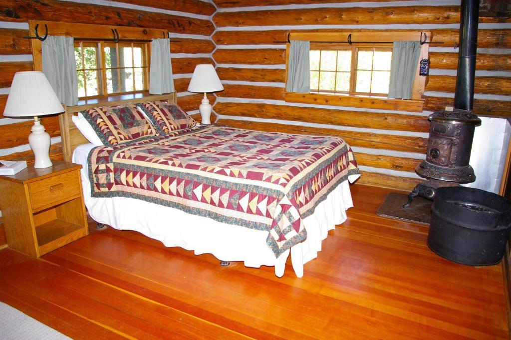 Parade Rest Ranch West Yellowstone Bilik gambar